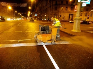 Ремонт трещин в а/б покрытии. Дефектовка